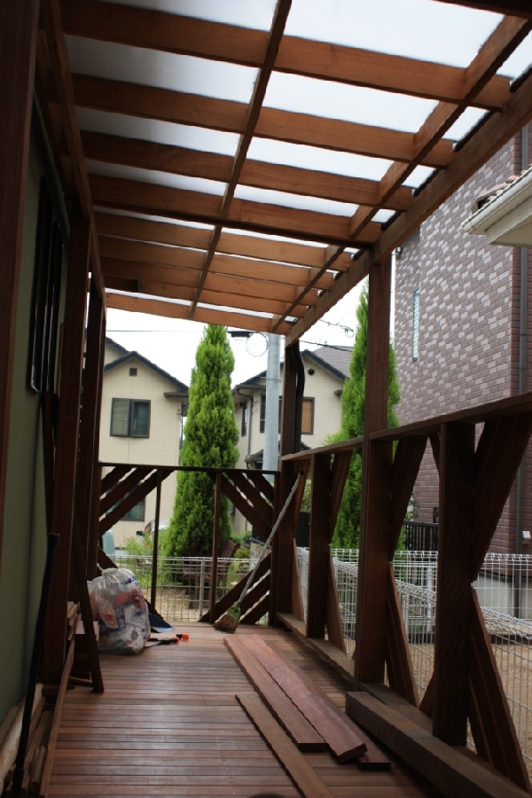 国産品 テラス屋根 DIY ベランダ 雨よけ 4間×5尺 アール 標準桁 熱線吸収ポリカ屋根 1階用 シンプルテラス